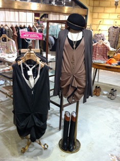 2012AW1-11