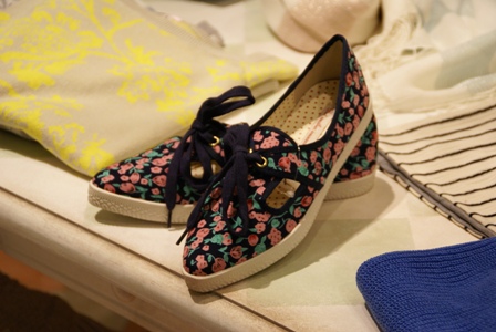 SHOES1